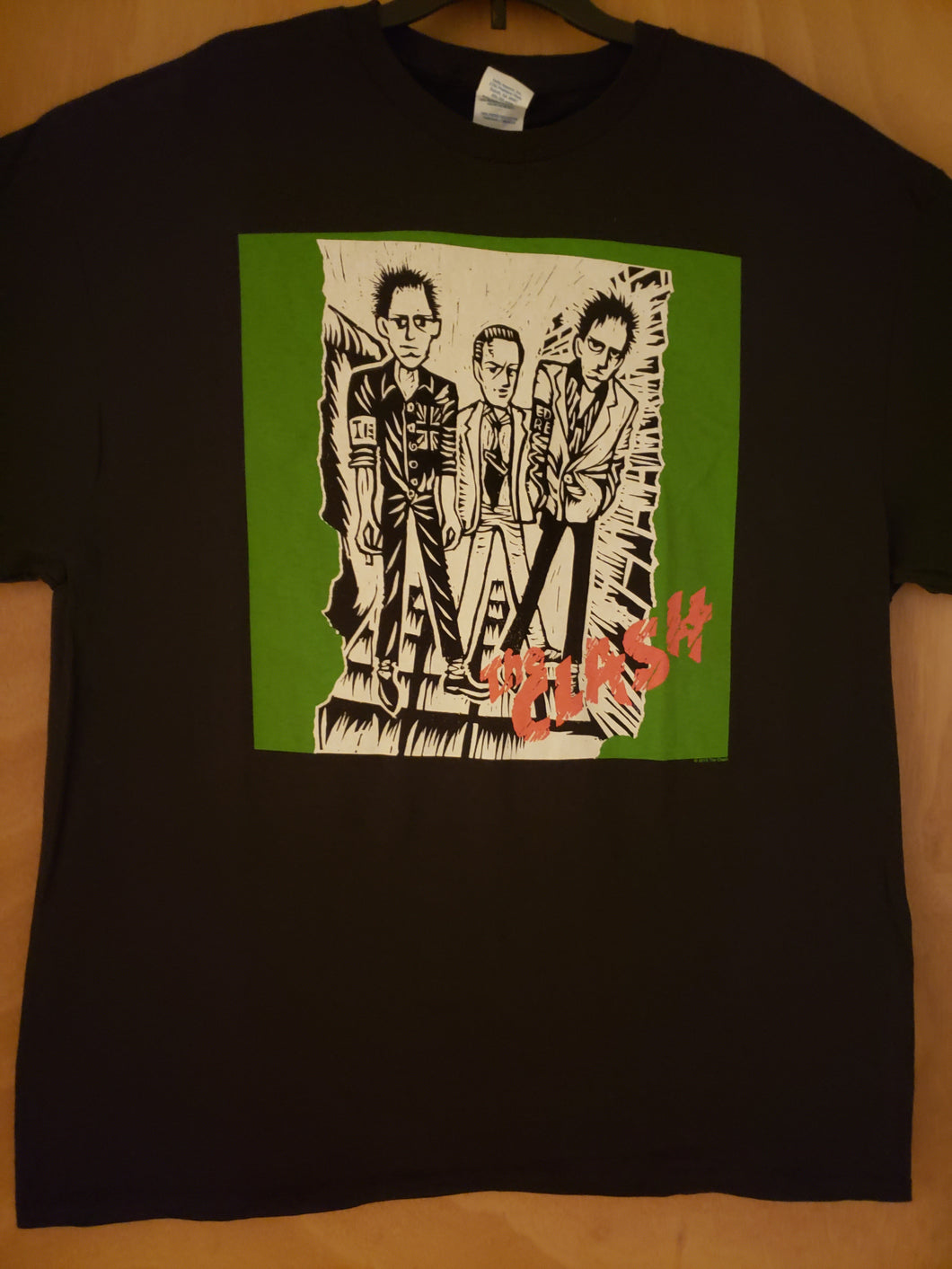 THE CLASH T-SHIRT BRAND NEW EXTRA LARGE